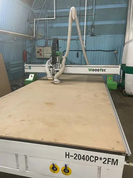 Фрезерно-гравировальный станок с ЧПУ WoodTec H-2040C P2 — изображение 4