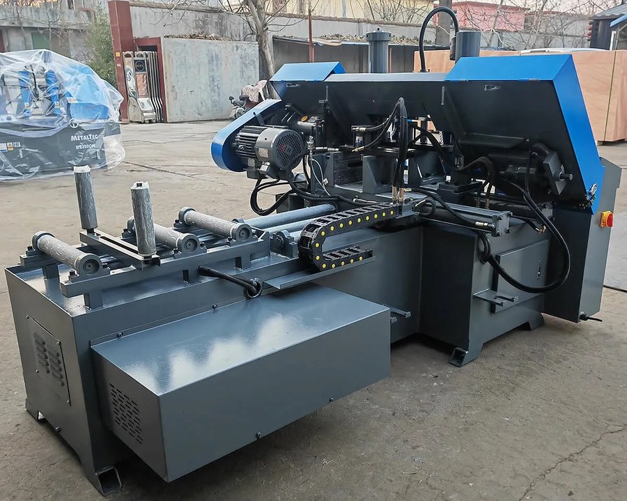 MetalTec BS 300 ZA автоматический колонный ленточнопильный станок с поворотом до 60° — изображение 3