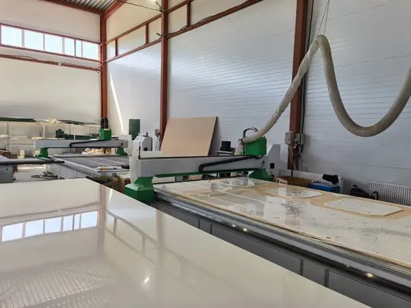 Фрезерно-гравировальный станок с ЧПУ WoodTec H-2040C P2 — изображение 6