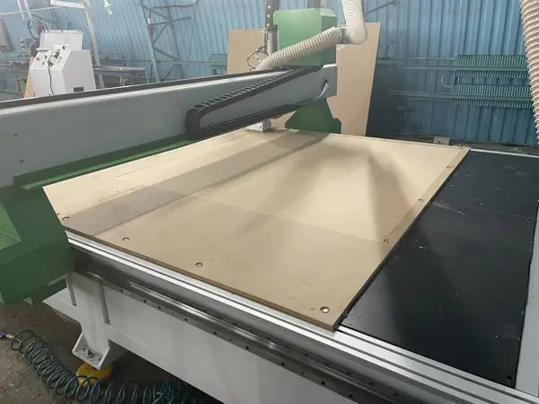 Фрезерно-гравировальный станок с ЧПУ WoodTec H-2040C P2 — изображение 7