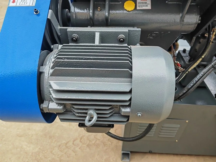 MetalTec BS 350 CZ ленточнопильный станок c поворотом пильного модуля под углом до 60° — изображение 7