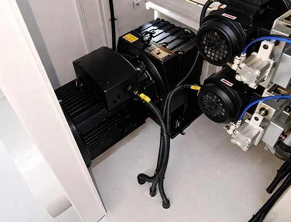 Автоматический кромкооблицовочный станок Excitech Automatic 515HQLP