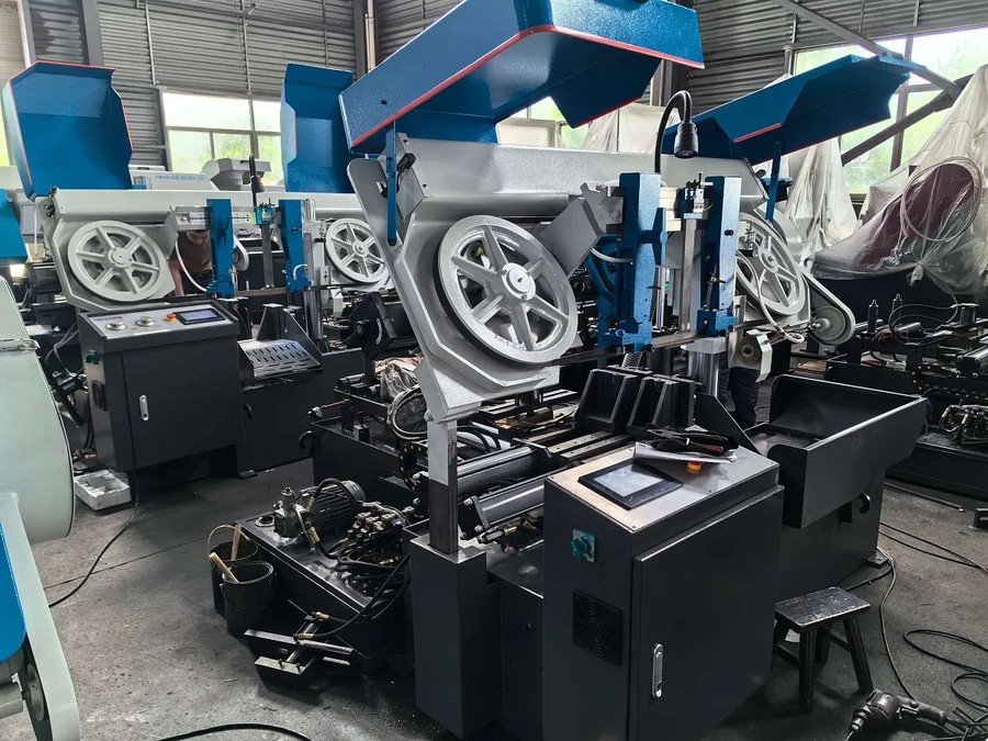 MetalTec MBS 330 CА автоматический колонный ленточнопильный станок — изображение 4