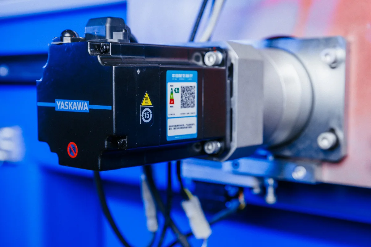 Фрезерный станок с ЧПУ Beaver 25AVLT8-Z600-RD — изображение 11