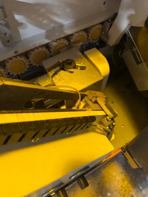 Кромкооблицовочный станок Filato FL-430 БУ — изображение 10