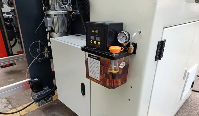 Сверлильно-присадочный центр с ЧПУ Filato FL-5BX CNC — изображение 8