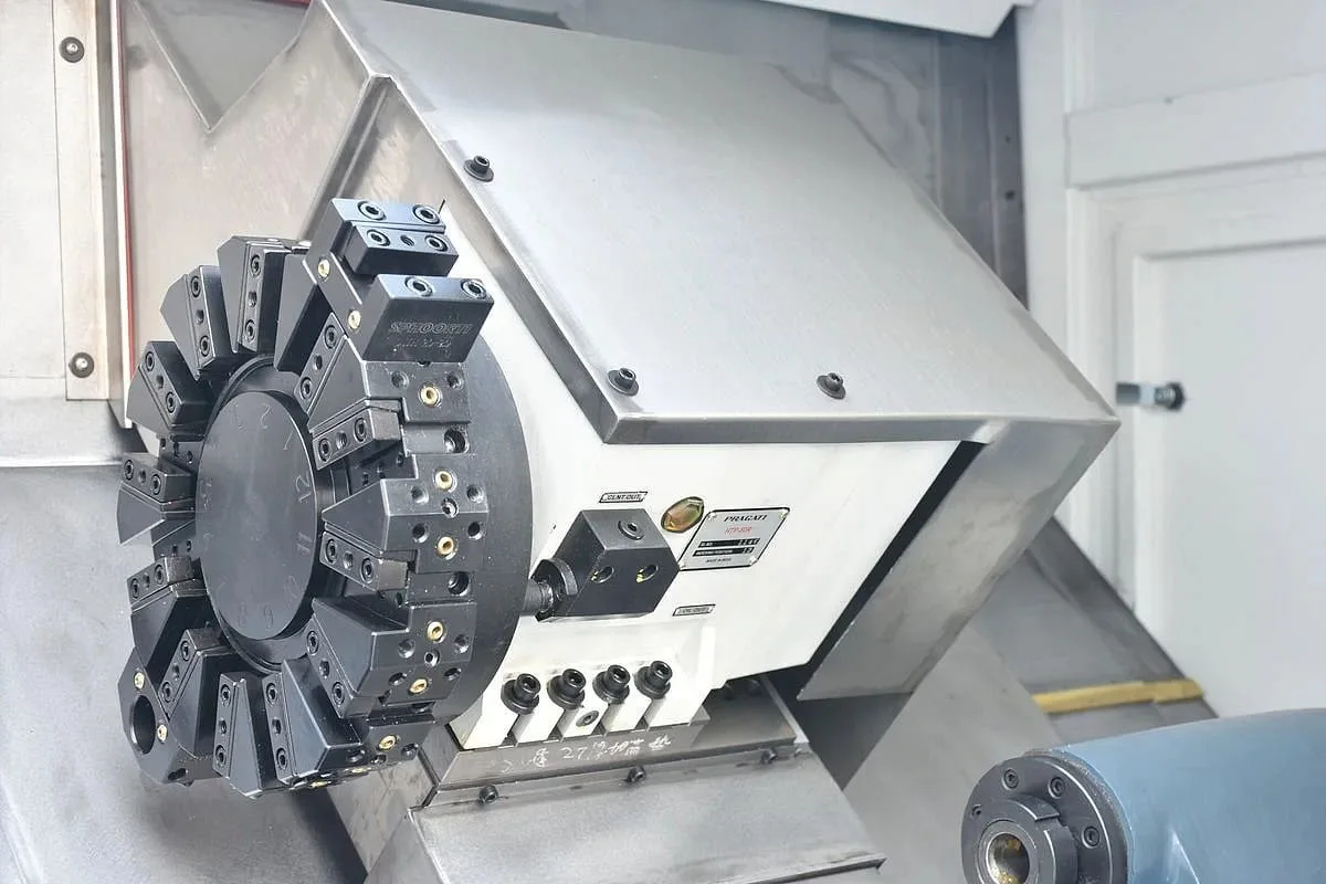 Токарные центры с наклонной станиной KMT 50/650S — изображение 3