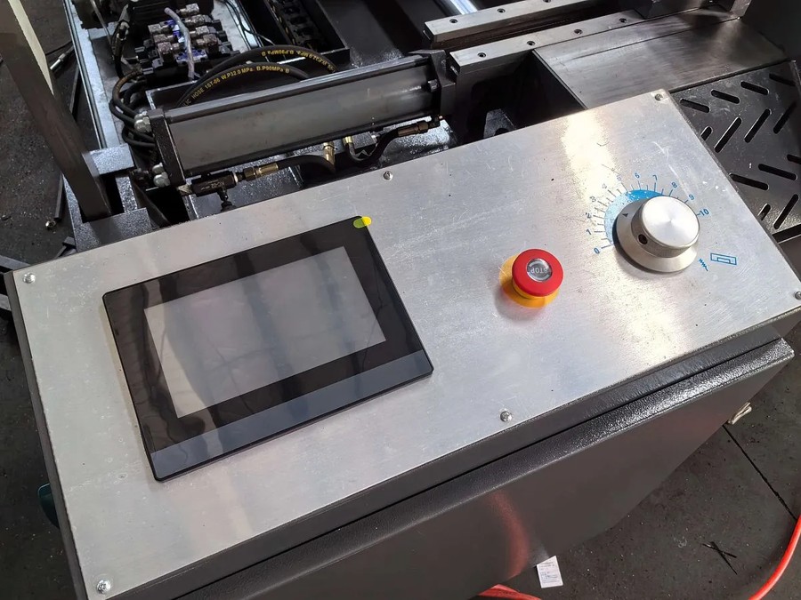 MetalTec MBS 530 CА автоматический колонный ленточнопильный станок — изображение 7