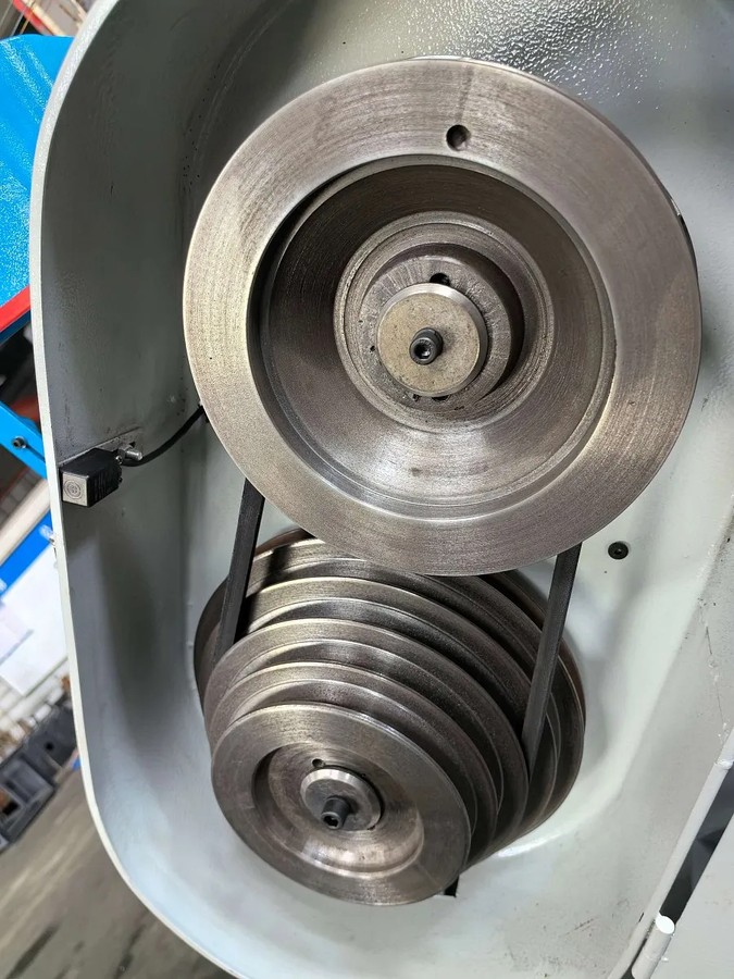 MetalTec MBS 330 CА автоматический колонный ленточнопильный станок — изображение 15