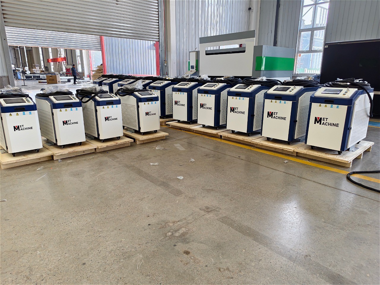 Аппарат ручной лазерной очистки MetMachine MLC-1500C — изображение 8