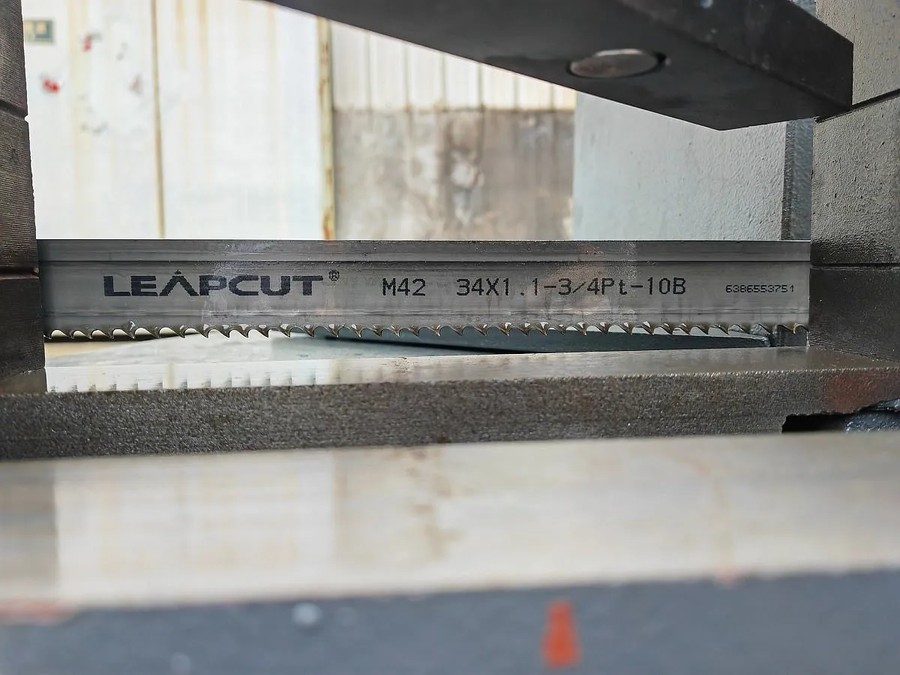MetalTec BS 350 CZ ленточнопильный станок c поворотом пильного модуля под углом до 60° — изображение 11